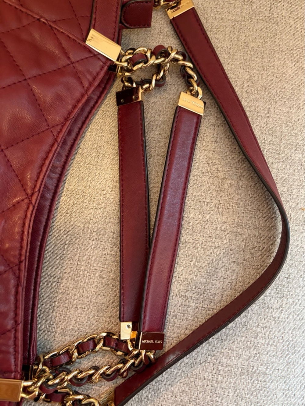 Michael Kors Quilted Shoulder Tote in Burgundy with Gold Hardware - Picture 4 of 7